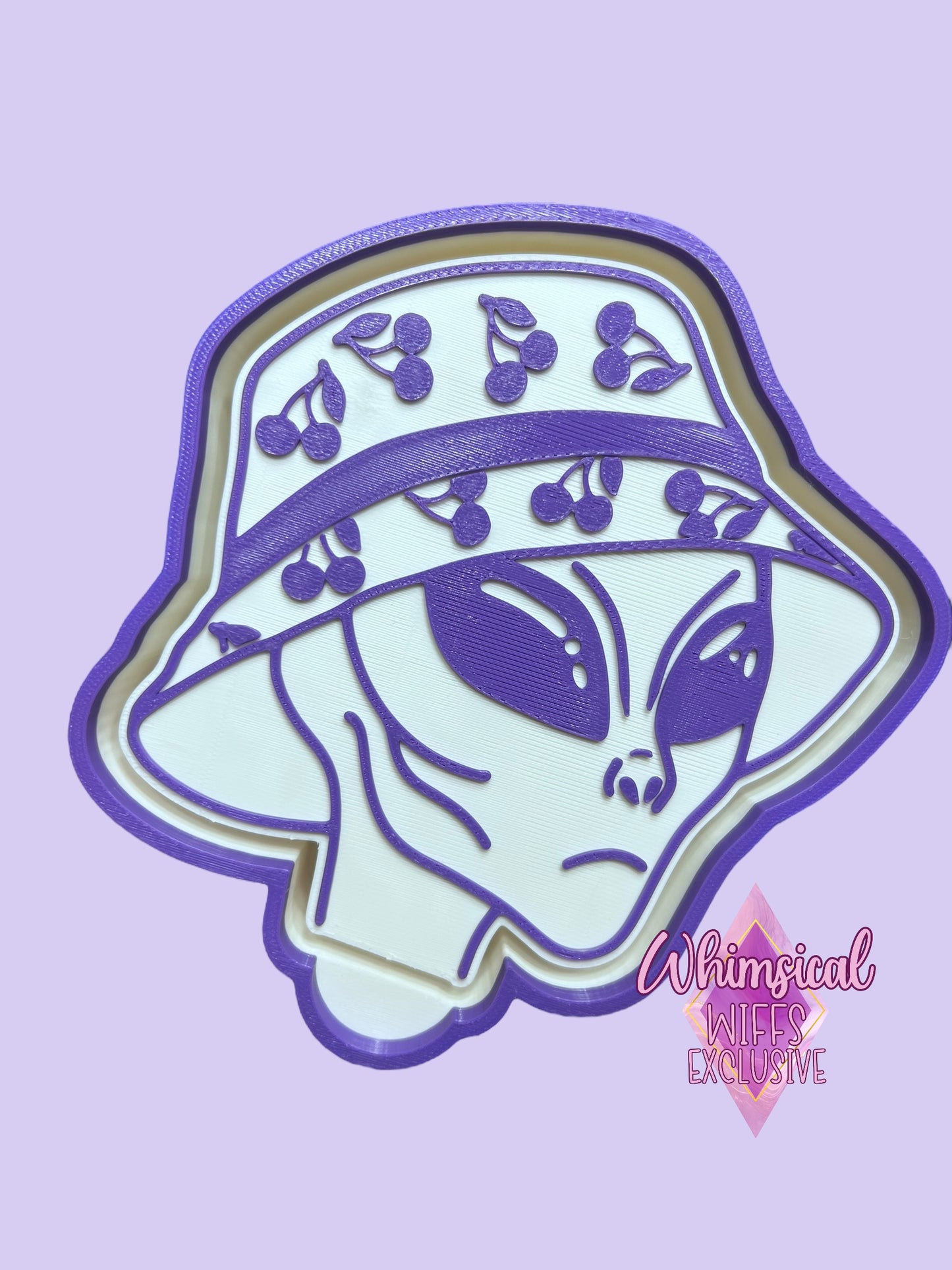 Alien with Bucket Hat Mold