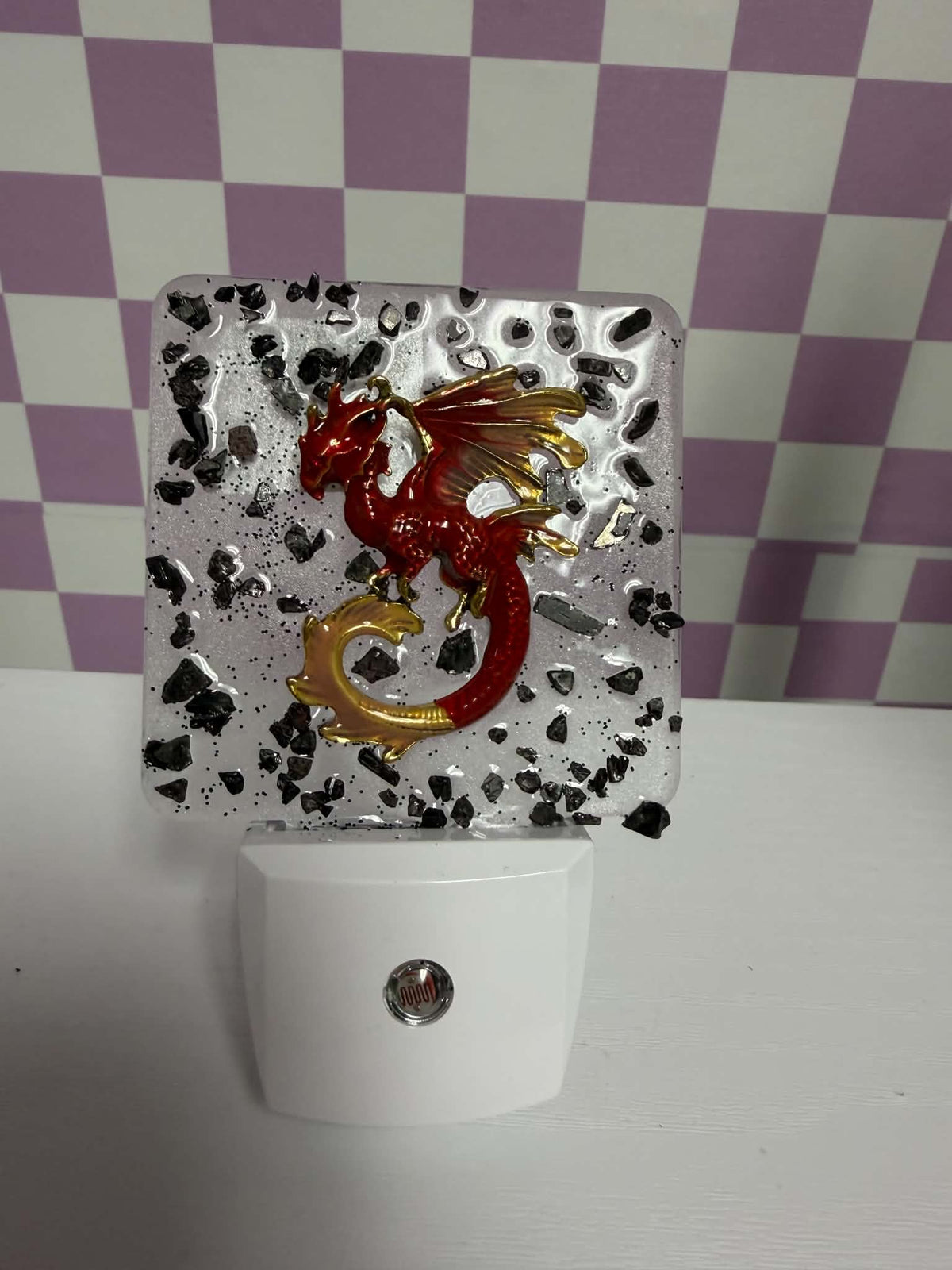 Red Dragon resin nightlight