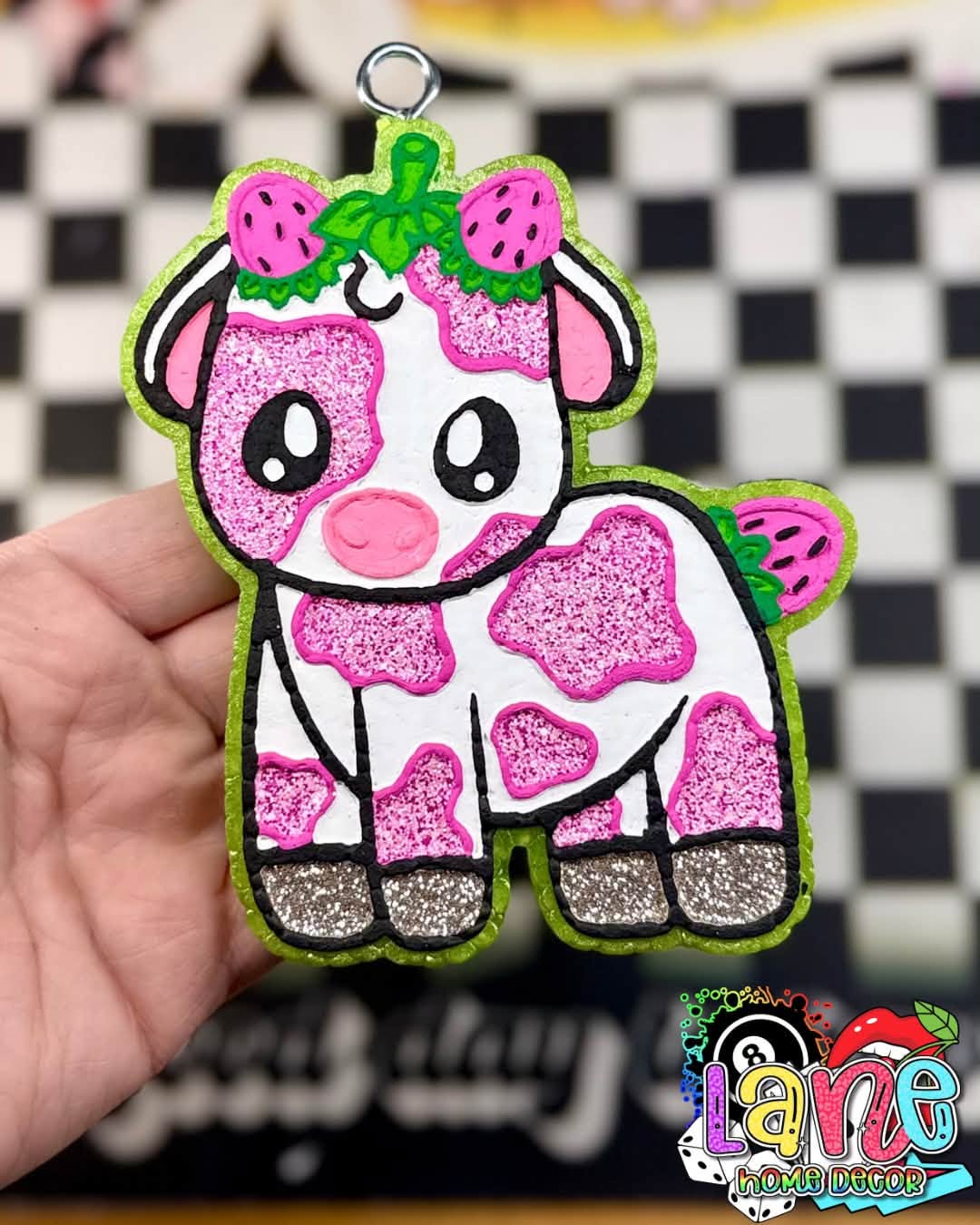 Decorated Strawberry Cow freshie example.