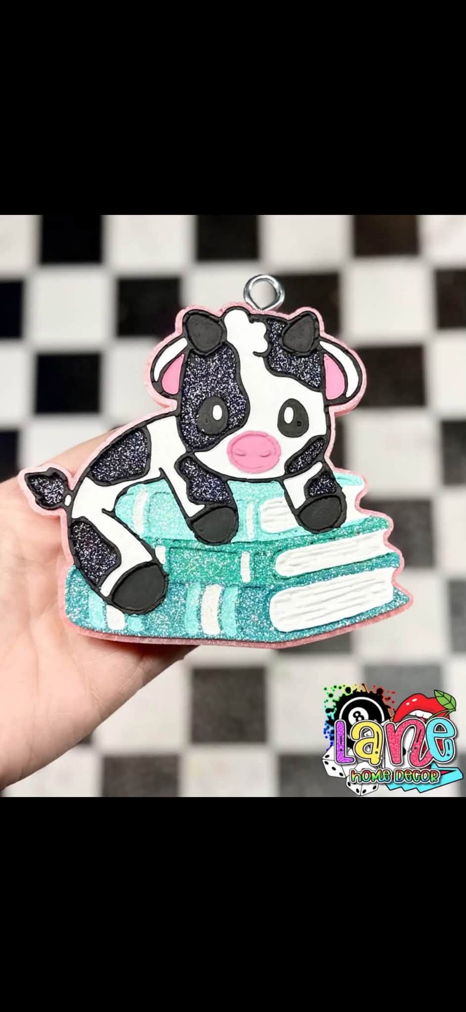 Decorated Book Cow freshie example.