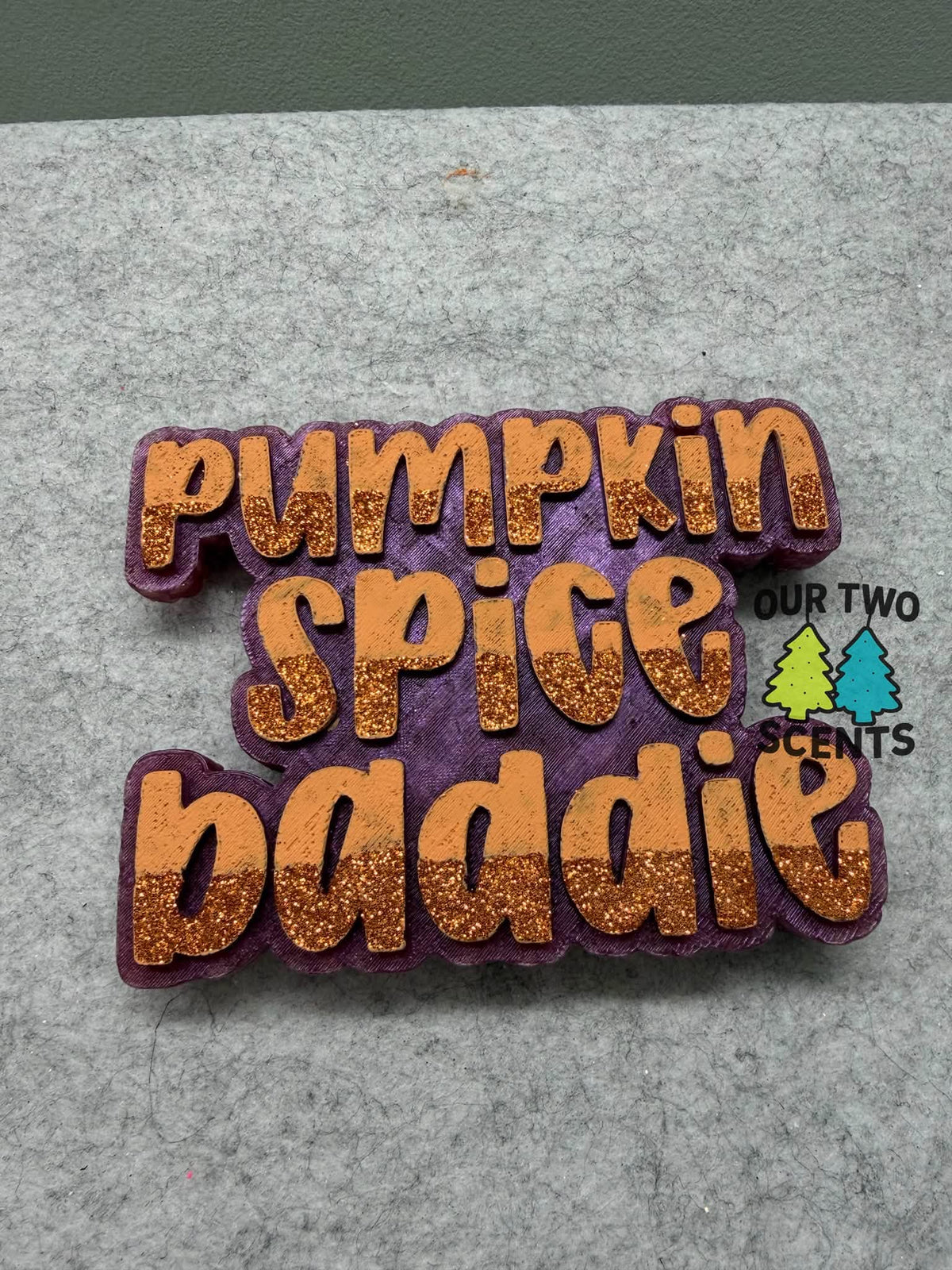 Decorated Pumpkin Spice Baddie freshie example.