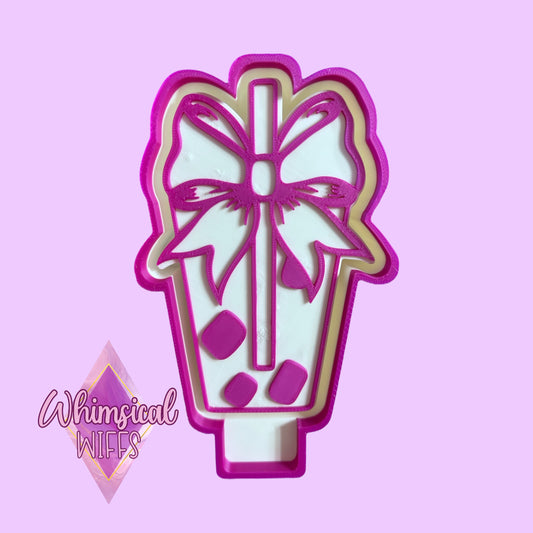 Iced coffee with bow