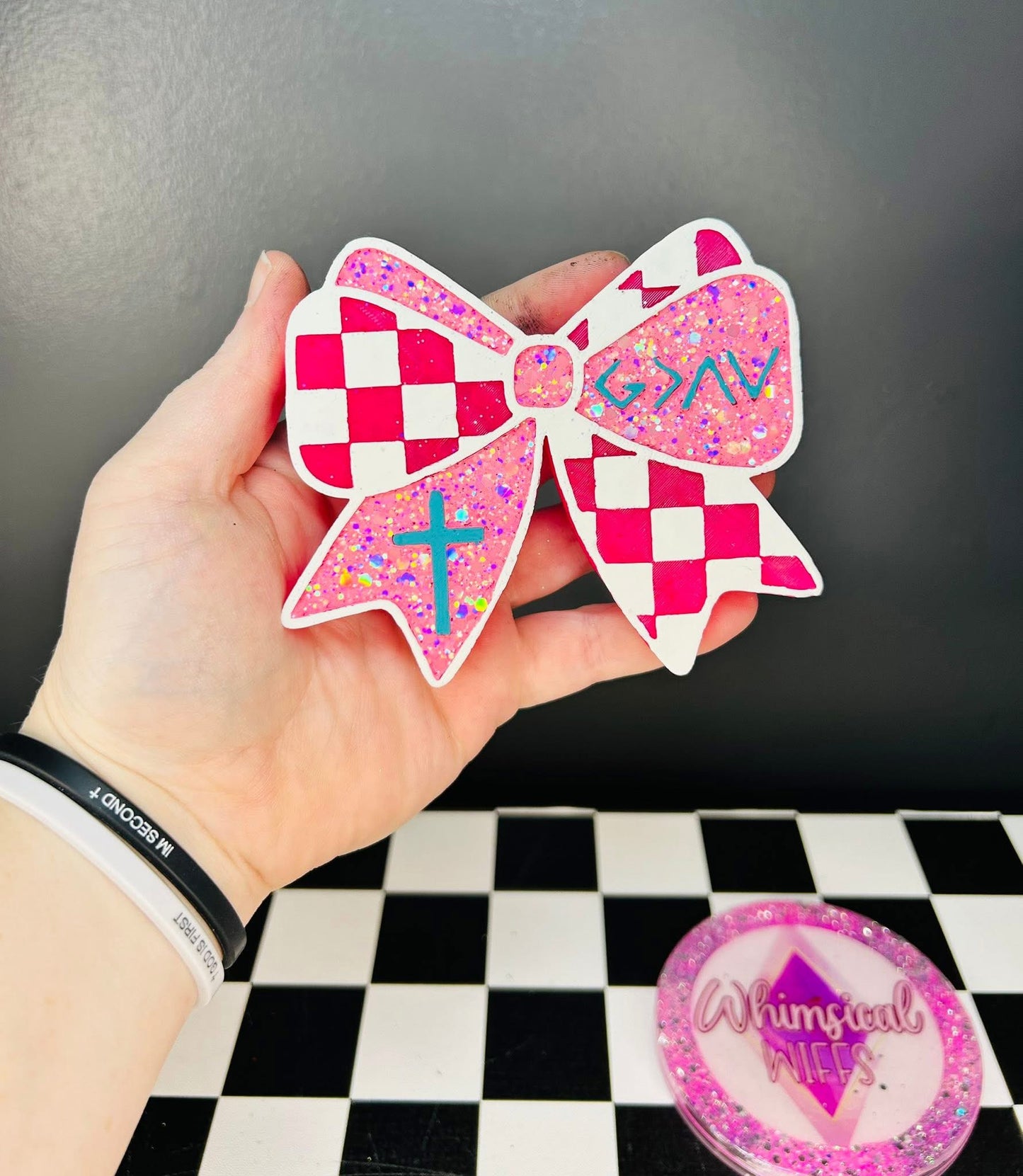 God is Greater Bow Mold