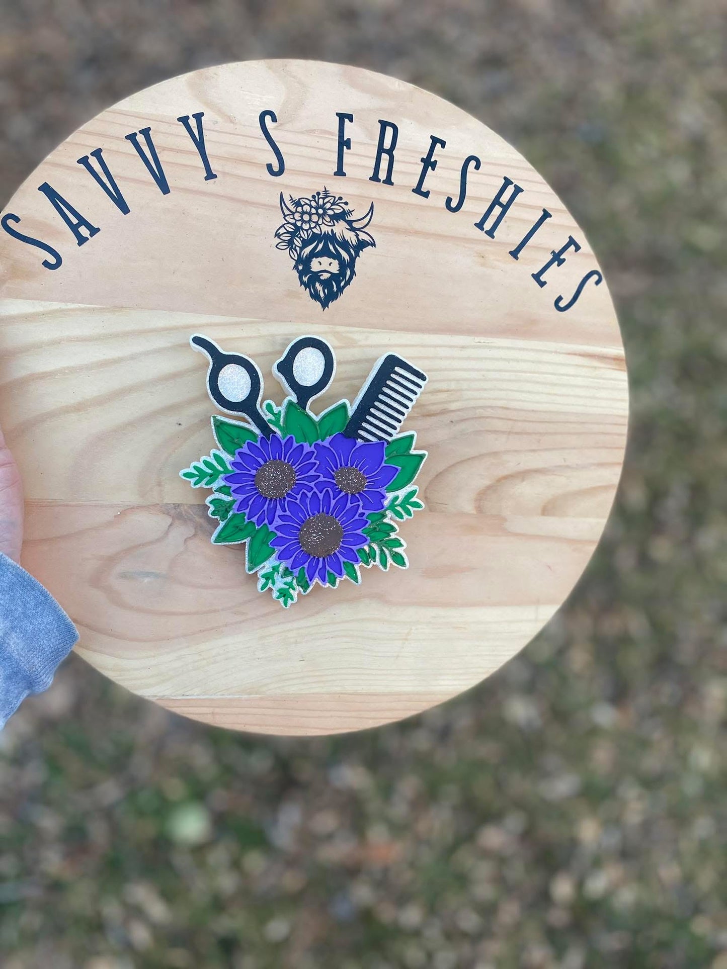 Floral hair stylist Mold