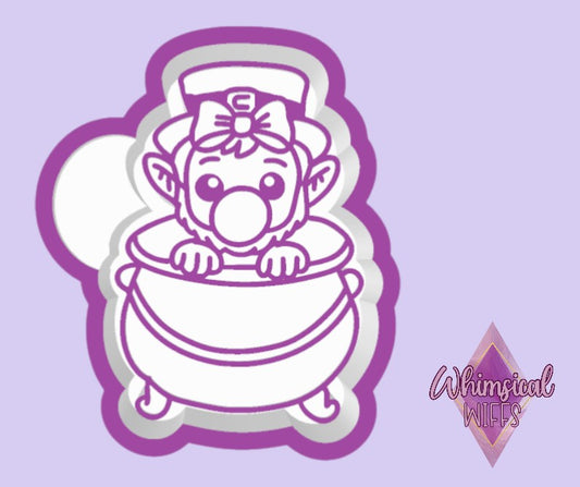 Leprechaun blowing bubble Mold