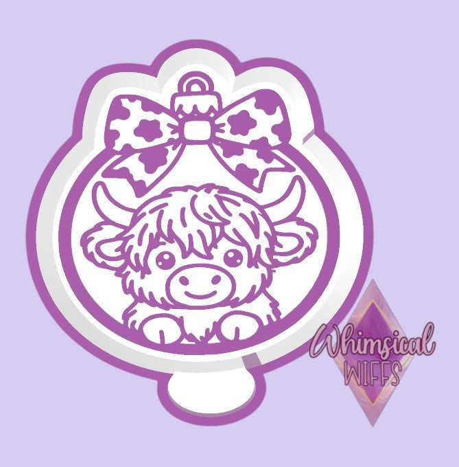 Christmas Highland Cow Ornament Mold