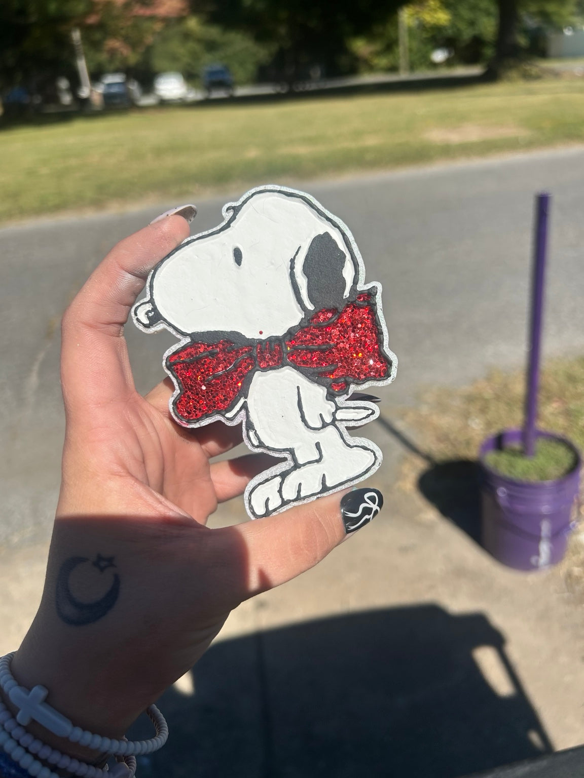 Hand-painted Snoopy freshie with large bow, pictured with red glitter; bow colors and finish customizable